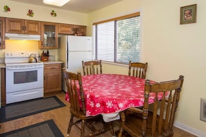 Private kitchen - La Vista Blanc #22 (Mammoth Lakes)
