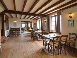 House | Dining - Holiday Home in Alveringem Near Coast (Alveringem)