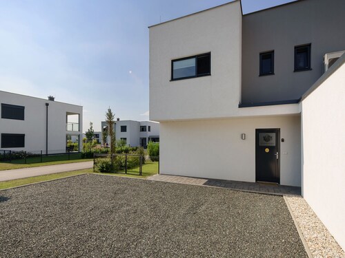 Luxurious Apartment on Pannonia Golf Course