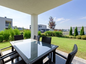 Balcony - Luxurious Apartment on Pannonia Golf Course (Lutzmannsburg)