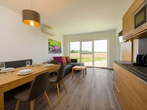 Living room - Spacious Apartment in Lutzmannsburg With Swimming Pool (Lutzmannsburg)