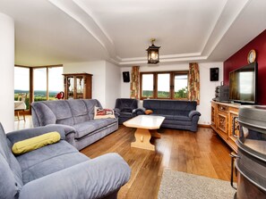 House | Living area - Modern Holiday Home in Schönberg with Hot Tub (Sankt-Vith)