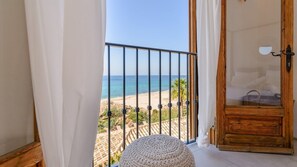 Interior - El Peñón Zahara de los Atunes by Ruralidays (Cádiz)
