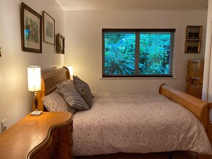 1 chambre, bureau, fer et planche à repasser, Wi-Fi gratuit