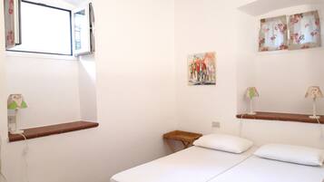 1 chambre, fer et planche Ă repasser, Wi-Fi