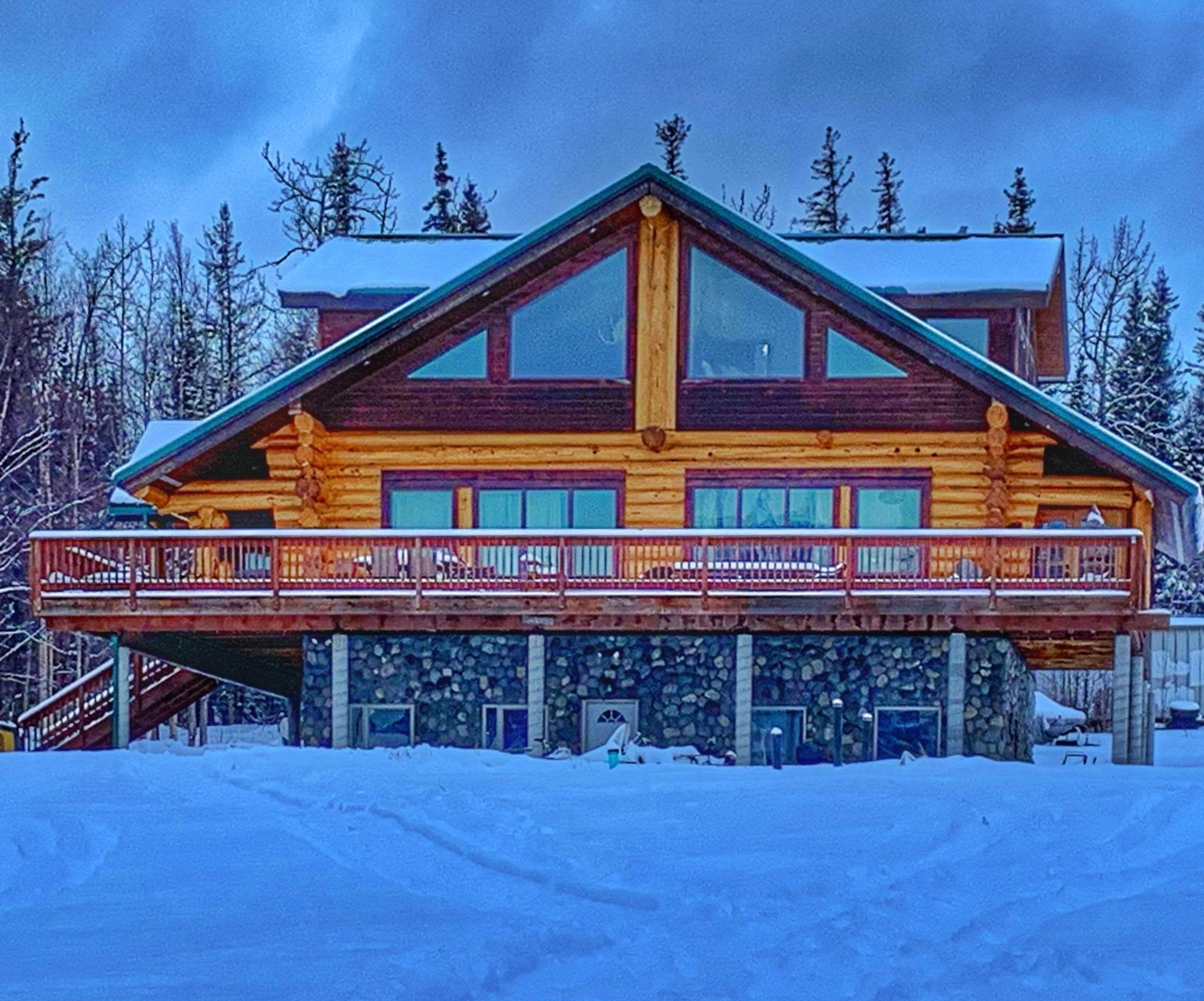 Legacy Mountain Lodge sits on a private 40 acre field with Mountains views.