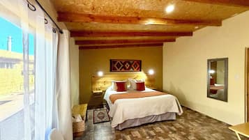 Comfort Double Room, 1 King Bed (Nr. 1) | Blackout drapes, individually decorated, individually furnished