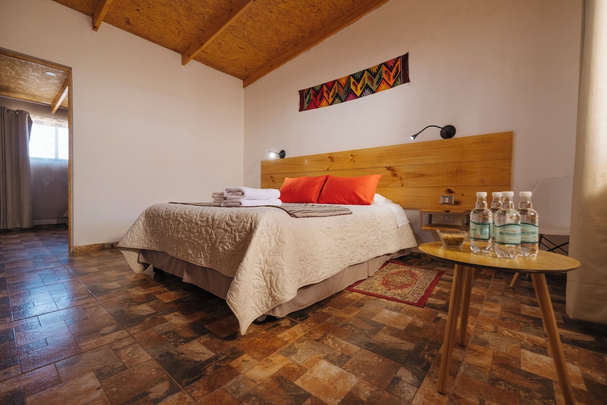 Habitación Confort con 1 cama matrimonial o 2 individuales, 2 habitaciones, vista al jardín (Nr. 5) | 2 habitaciones, decoración personalizada y muebles diferentes