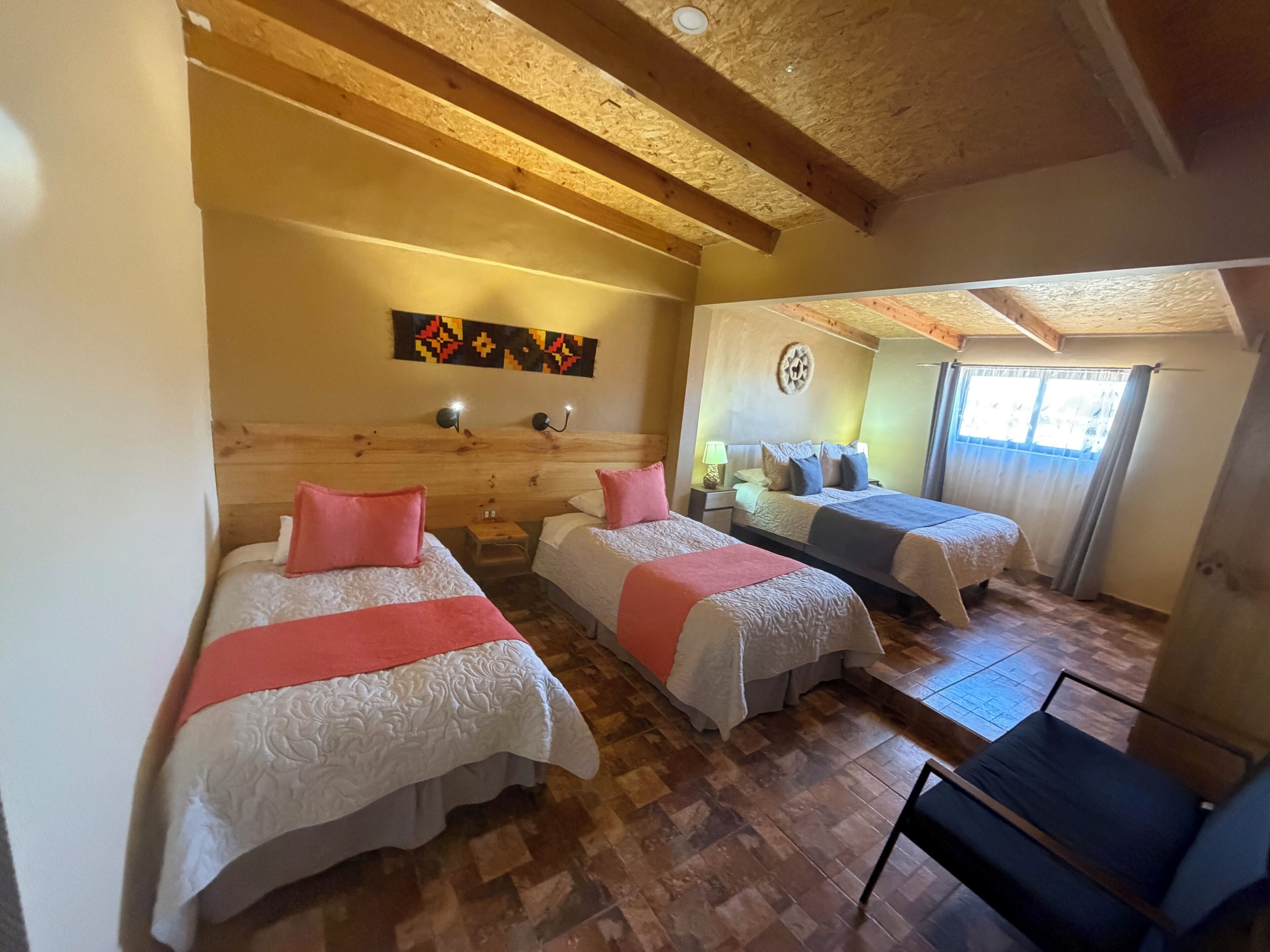 Kamar Twin Comfort, 1 kamar tidur, akses difabel, kamar mandi pribadi (Nr. 4) | Tirai kedap cahaya dan didekorasi berbeda-beda
