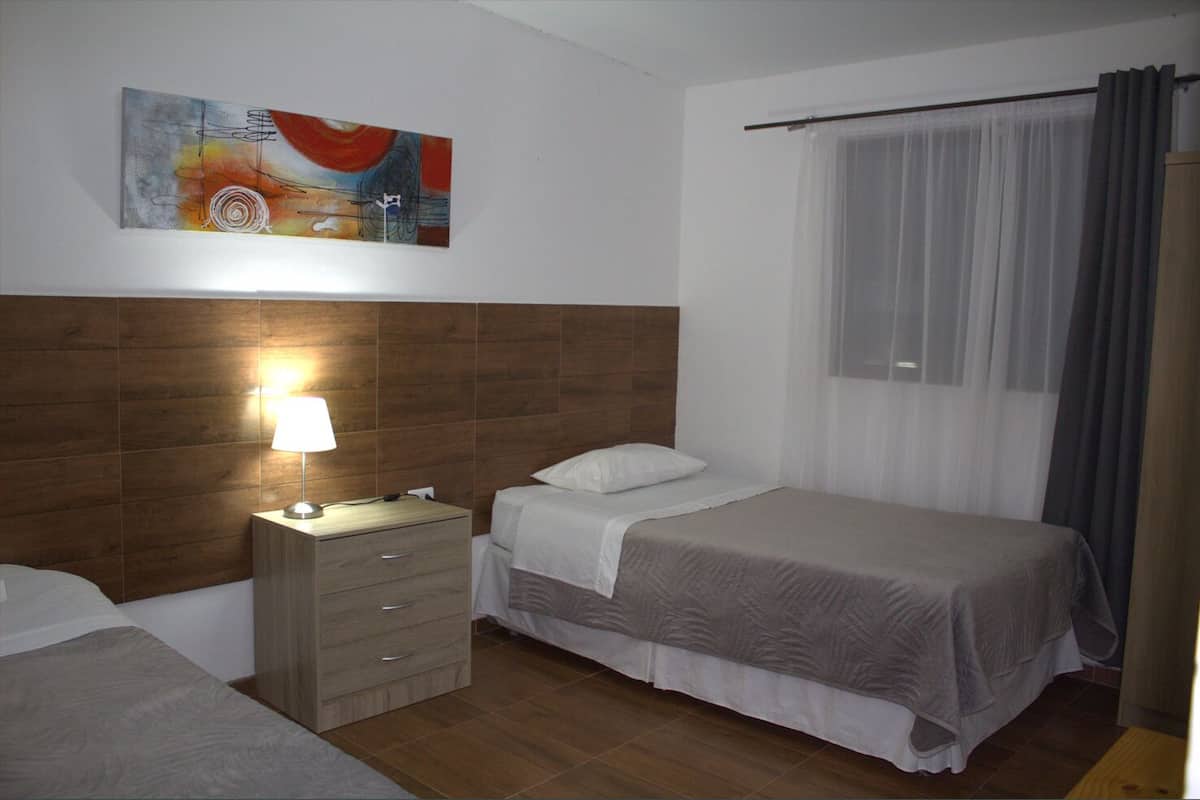 Familie appartement, 2 slaapkamers (Tepa) | 2 slaapkamers, individueel gedecoreerd, individueel gemeubileerd