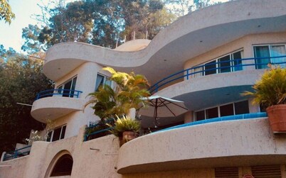 Penthouse Apartment con vista al mar y a las montañas en casa elegante