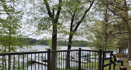 Lakeside Cottage!