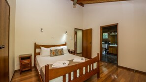 3 bedrooms, bed sheets