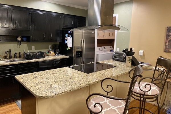 Refrigerador, microondas, horno, placa de cocina