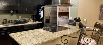 Very Spacious 3 Bedroom/3 bath townhome- 2000 sq ft. 