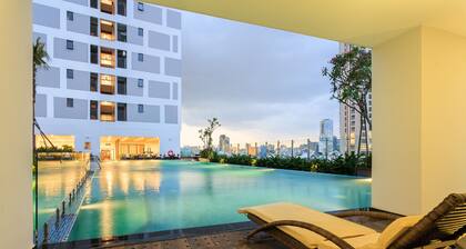 Infinity Pool Signature - Saigon Rivergate