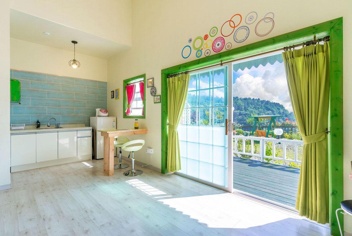 Quarto (Jasmine) | Área de estar | TV de tela plana