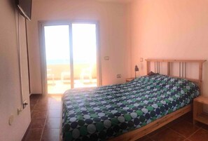 2 camere, ferro/asse da stiro, Wi-Fi gratuito, lenzuola