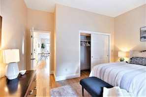 1 chambre, coffres-forts dans les chambres, fer et planche Ă repasser