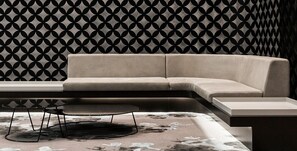 Lobby sitting area - Prima Tower Short Stays (Southbank)
