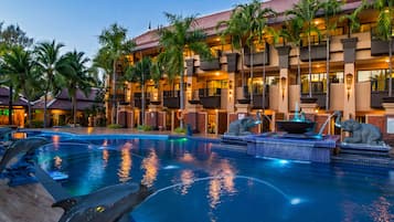 Pool View Room | Vista del balcón