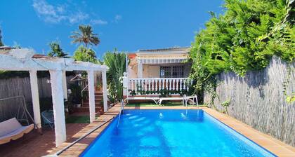Semi-detached villa with large terrace with BBQ and private pool