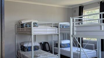 Phòng tập thể, phòng tắm dùng chung (6 Bed) | Truy cập Internet không dây miễn phí