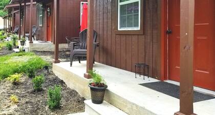 BirdDog Farm Cabin #3