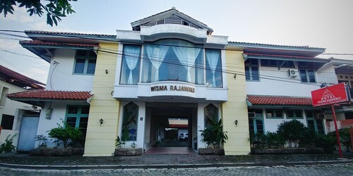 Wisma Rajawali Cirebon