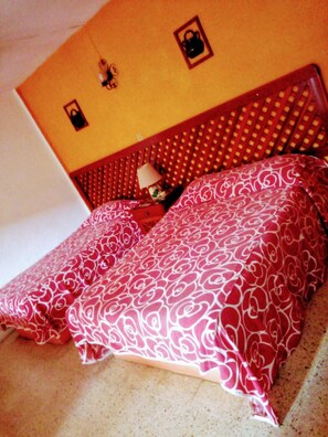 Laptop workspace, free WiFi - Hotel Calendas (Salina Cruz)