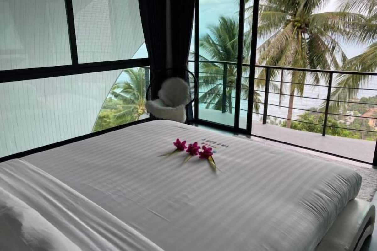Roupas de cama premium, camas Select Comfort, cofres nos quartos