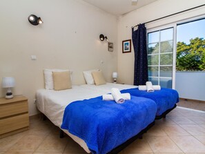 2 bedrooms, iron/ironing board, Internet, bed sheets - Joia da Galé House by Stay ici (Albufeira)
