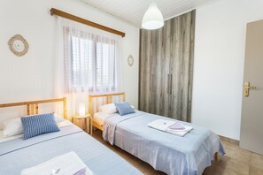 2 bedrooms, iron/ironing board, WiFi, bed sheets - Santy Villa (Gerani, Chania) (Γεράνι)