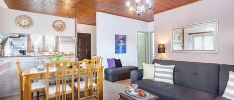 تلفزيون، مدفأة، تنس طاولة