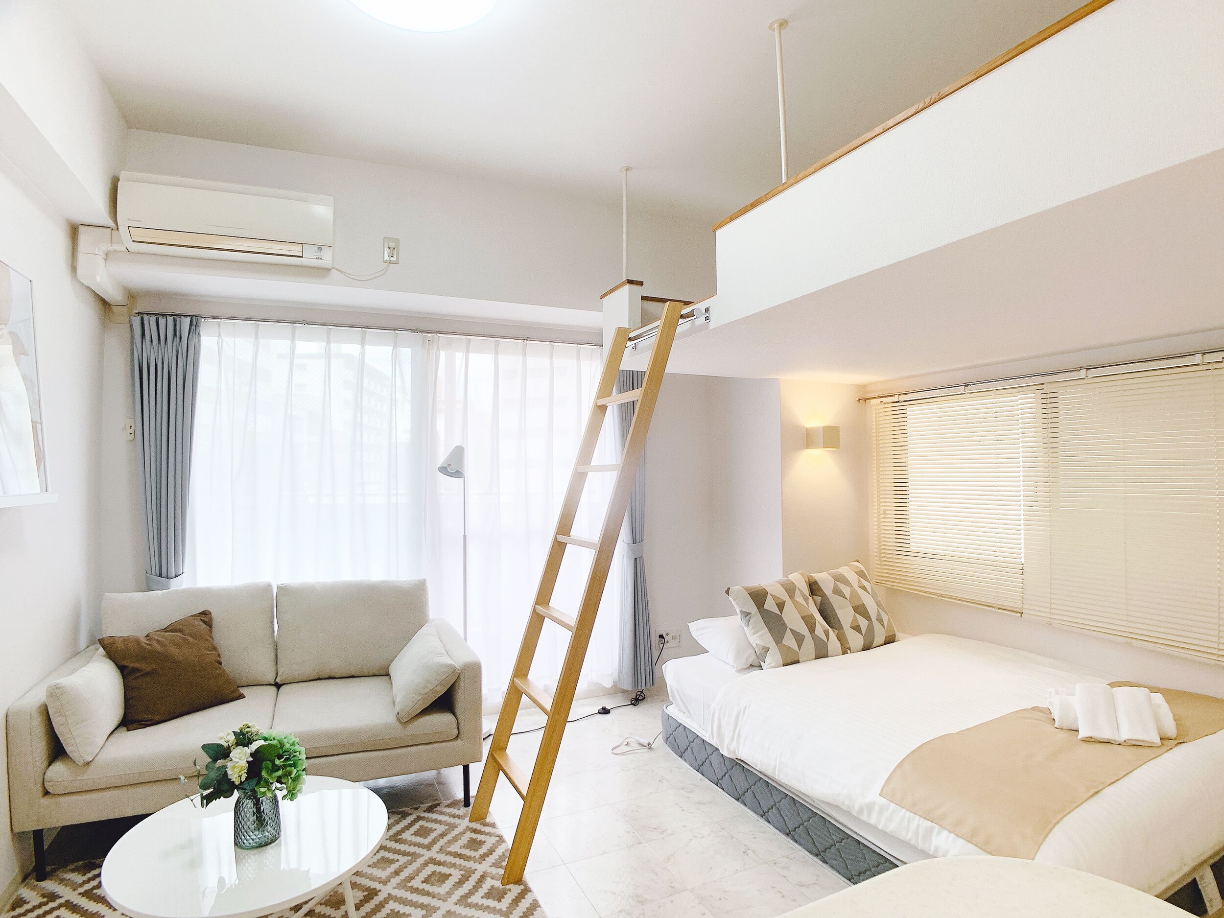 スタジオ バルコニー付き 202号室 禁煙 | 1 室のベッドルーム、デスク、アイロン / アイロン台、WiFi (無料)