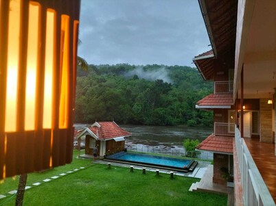 Willow Heights Athirapally