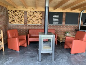 Villa | Balcony - Tranquil Group Retreat in Nature (Megchelen)