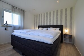 4 bedrooms, individually furnished, bed sheets - Tranquil Group Retreat in Nature (Megchelen)