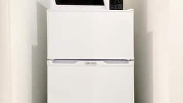 Refrigerador, microondas, placa de cocina, plancha de cocina