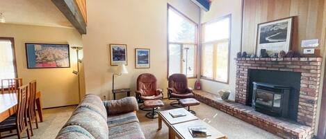 Flat-screen TV, fireplace