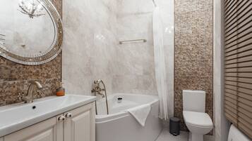 Apartment, 1 Bedroom, Terrace | Bathroom | Bathtub, free toiletries, hair dryer, bathrobes