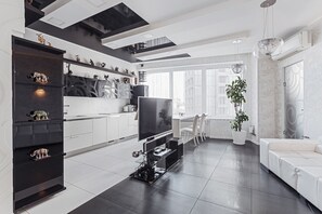 Apartment, 1 Bedroom | Private kitchen | Full-size fridge, microwave, stovetop, coffee/tea maker - Royal Apartment Literaturnaya 1a (Odesa)