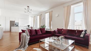 Apartment, 3 Bedrooms, Balcony | Living room | Smart TV