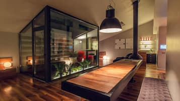 Royal Penthouse | Living room | Smart TV