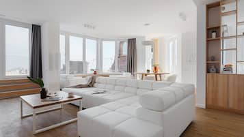 Royal Penthouse | Hypo-allergenic bedding, minibar, individually decorated