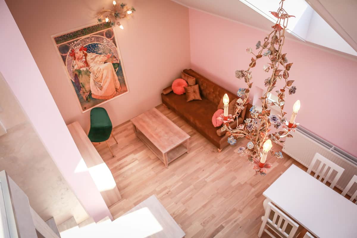 Premium Apartment, Mezzanine (White Star) | Living area