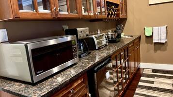 Fridge, microwave, coffee/tea maker, electric kettle