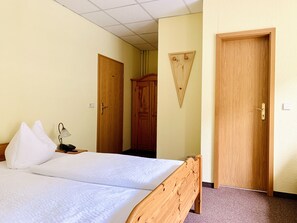 Sistema de insonorización, wifi gratis y ropa de cama