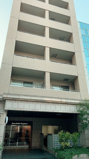 ด้านหน้าที่พัก