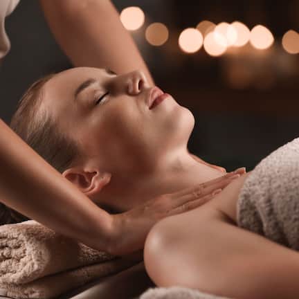 Couples treatment rooms, steam room, body treatments, aromatherapy